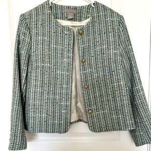 H&M jacket in a beautiful sea green tone. Never worn!